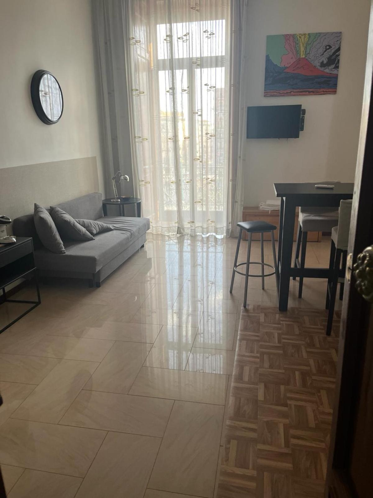 La Piazza - Garibaldi 2.6 Daire Napoli Dış mekan fotoğraf